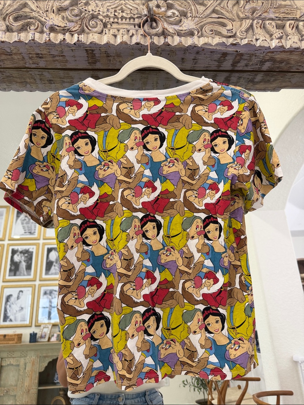 Disney Multi-Color Snow White & Dwarfs Short Sleeve Tee - Picture 5 of 5